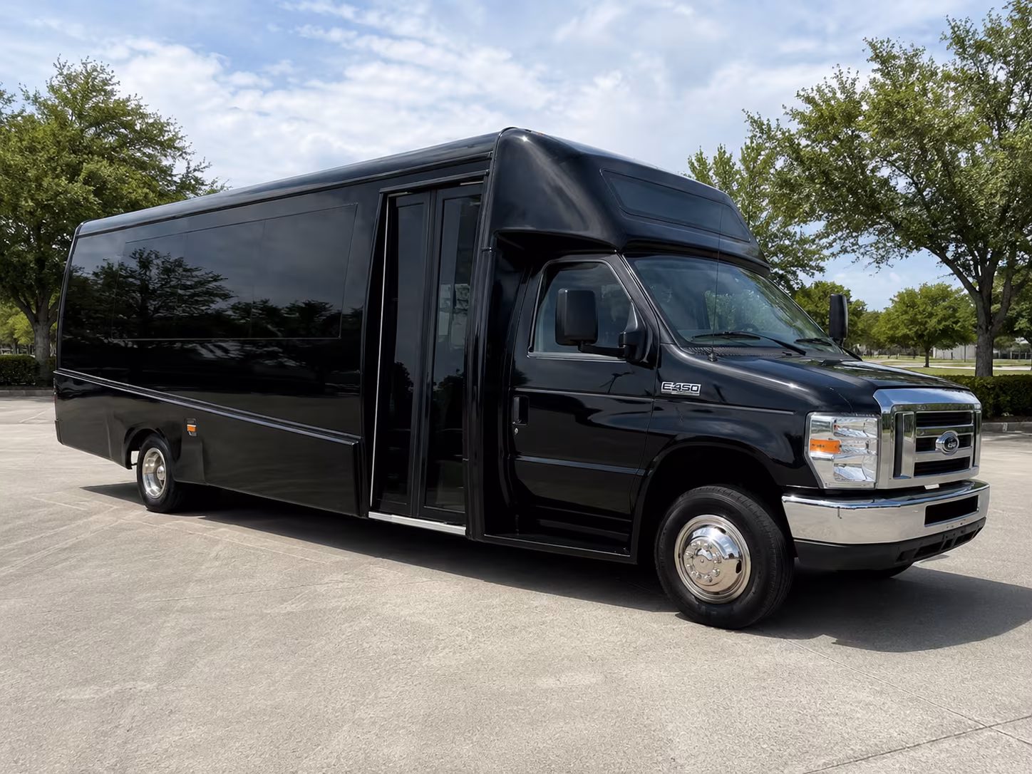 Santa Clarita Airport Shuttle & Transportation group transportation