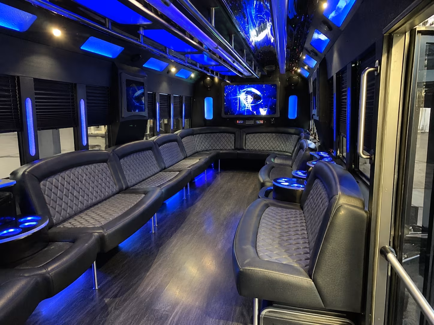 Santa Clarita Birthday, Sweet 16, & Quinceañera Transportation party bus exterior